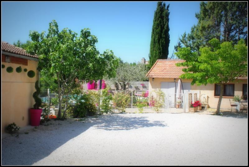 A L'Oree Du Pin Bed & Breakfast Aix-en-Provence Exterior foto