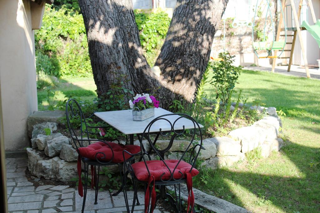 A L'Oree Du Pin Bed & Breakfast Aix-en-Provence Exterior foto